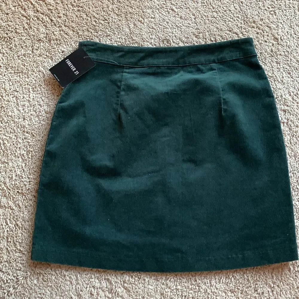 Green Corduroy Zip‎ Front mini Skirt, Small NWT Forever 21 Irish - Picture 6 of 6